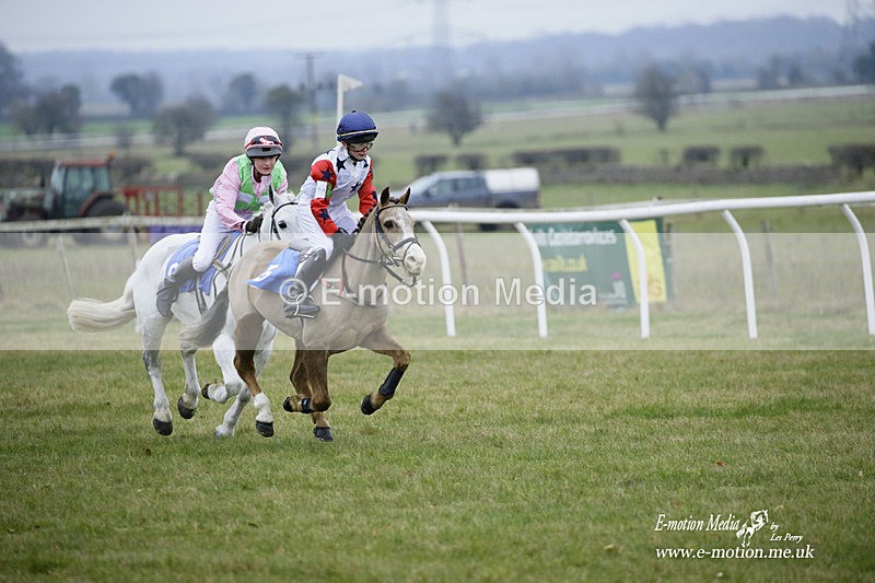 PtP 230122 98 - Cocklebarrow Races - Heythrop Hunt - 23/01/22