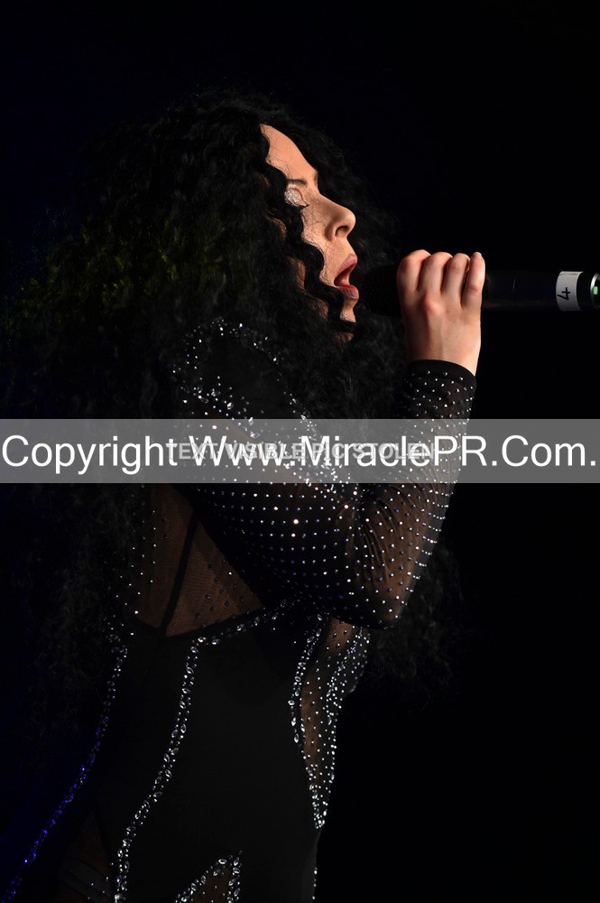 SH4_6283 - The Cher Experience