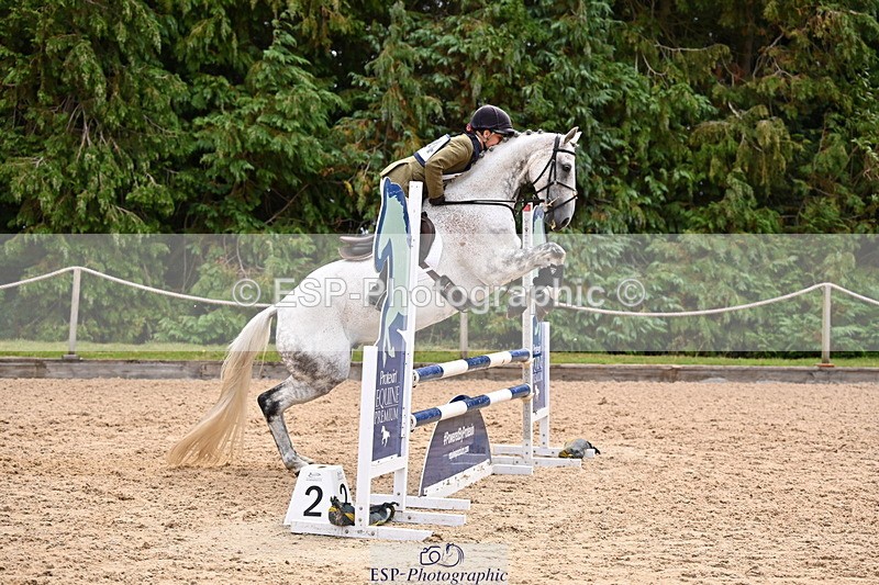 250802A-112924-02572 - C-124-Janine.Paterson-MACHAS.GREY