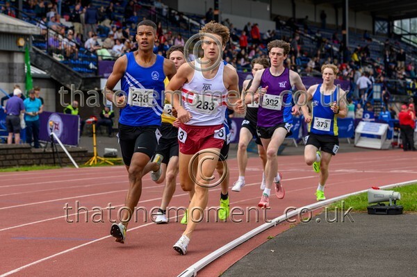 Age26 SAT-916170 - Track Male Set One