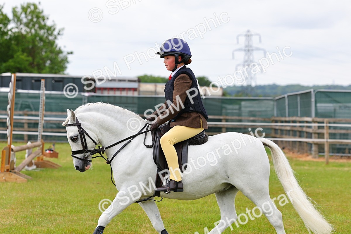 SBM_09496 - Class 44-45 - LIHS BSPS Open Nursery and Cradle Stakes