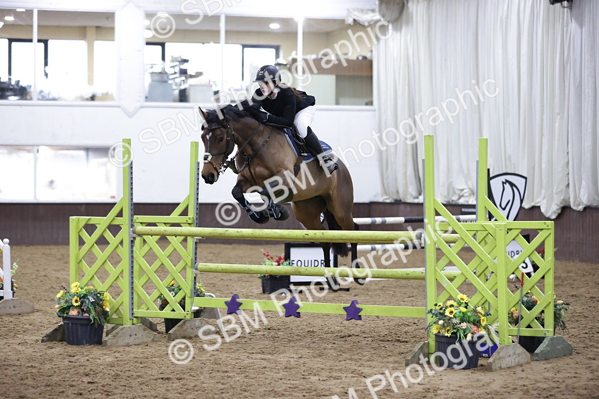 SBM_001240 - Class 4 - Senior Newcomers/ 1.10m Open