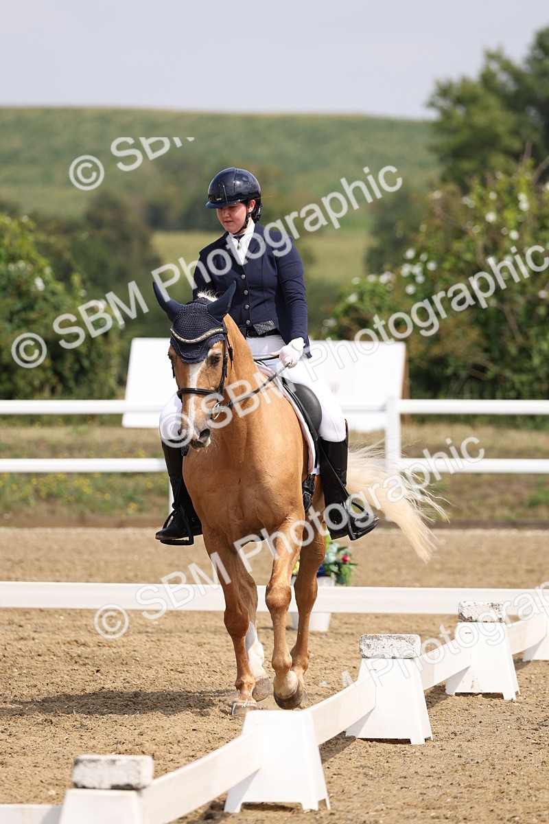 SBM_006130 - Class 6 - novice 6 - 11.50-12.46