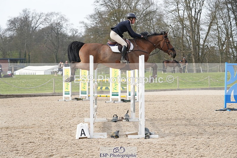 260322A-141743-01957 - 13 Foxhunter 1m 20 Open