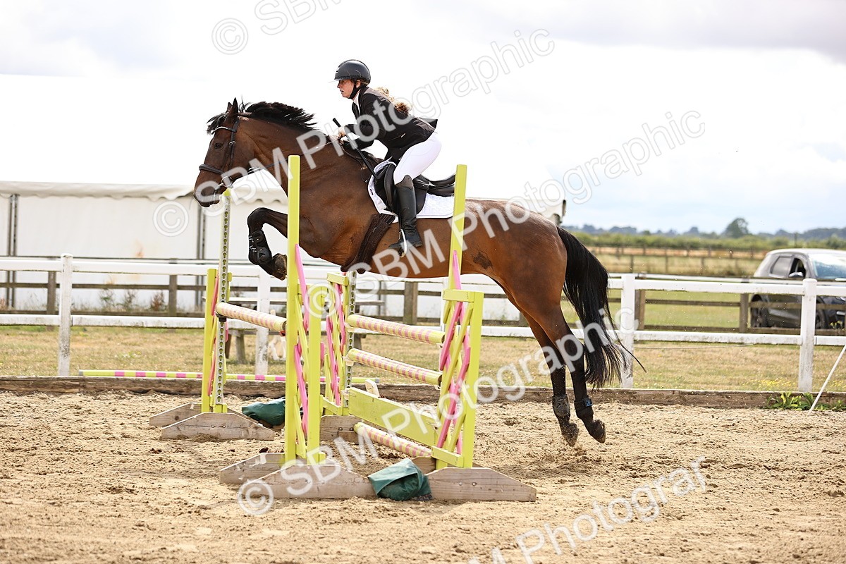 SBM_027003 - Class 13 - Senior Newcomers - 1.10m