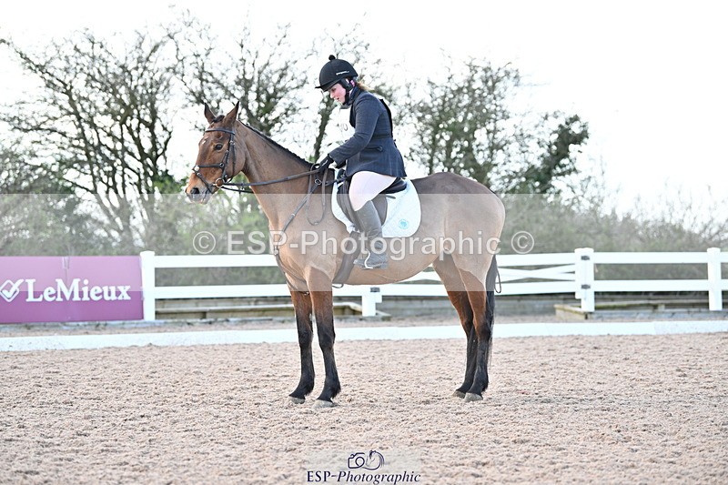 240324A-153249-04512 - Novice 27, 14.30 to 15.25