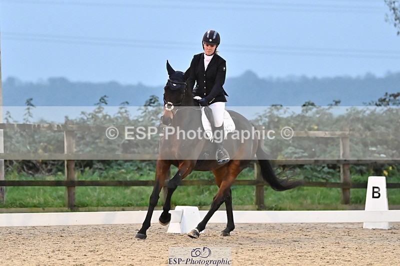 241103-164009-03397 - Novice 1 - 16.18 to 17.50