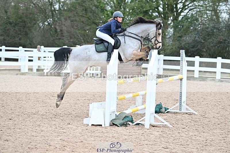 240128A-121018-00790 - Cls 4 Pony Newcomers and 1m Open