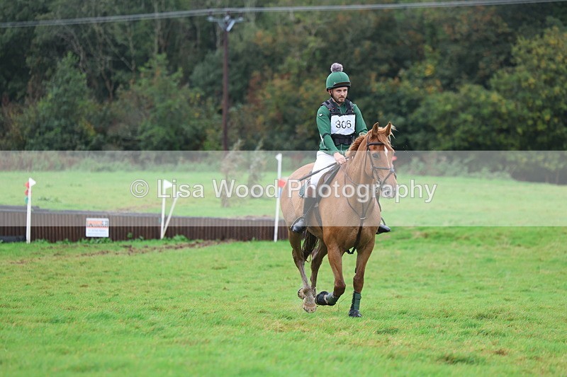 3E7A2172 - Class 6: 90cm +: Box