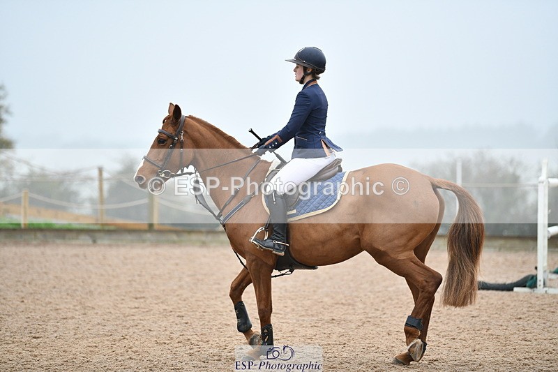 241102A-111630-04241 - SAT Cls 9 British Novice and 90cm Open