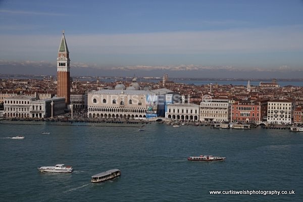 XT6I5250Venice 2011 - VENICE