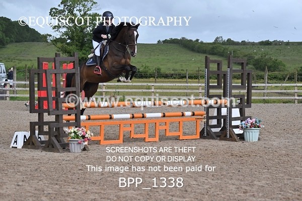 BPP_1338 - CLASS 10 SAT Senior BritiNovice/ 90cm Open