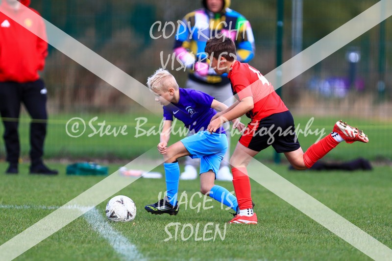 1DX20081 - 2025-10-05 FC Abbey Meads U11 Blue V St Andrews FC U11 Cardinals