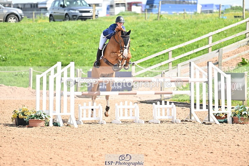 240510A-103227-05032 - Cls 21 Snr 1.20m Open