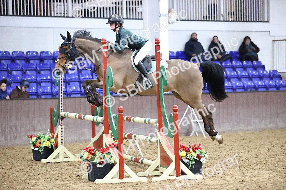 SBM_2299_Class 8 - Senior Discovery - - 100m - Cart - Chloe