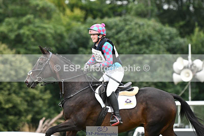 240825X-172906-37534 - 80cm XC 16.30 to 17.30