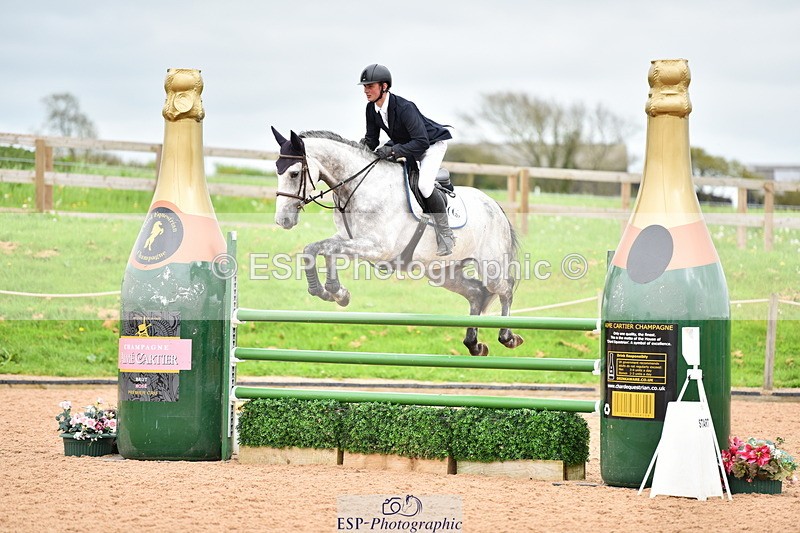 230507A-141456-08355 - Cls 48 Foxhunter