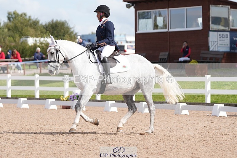 250906-115725-01664 - 010-Donna.HarrisKylah