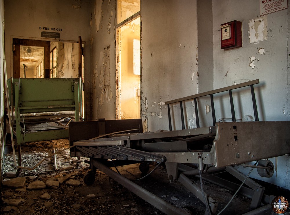 Sydenham/Montebello Hospital (Baltimore, MD) EWing Doorway