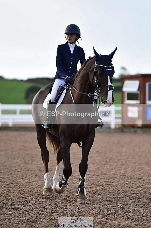 231014A-092114-03680 - Cls 12 British Novice & 90cm Open