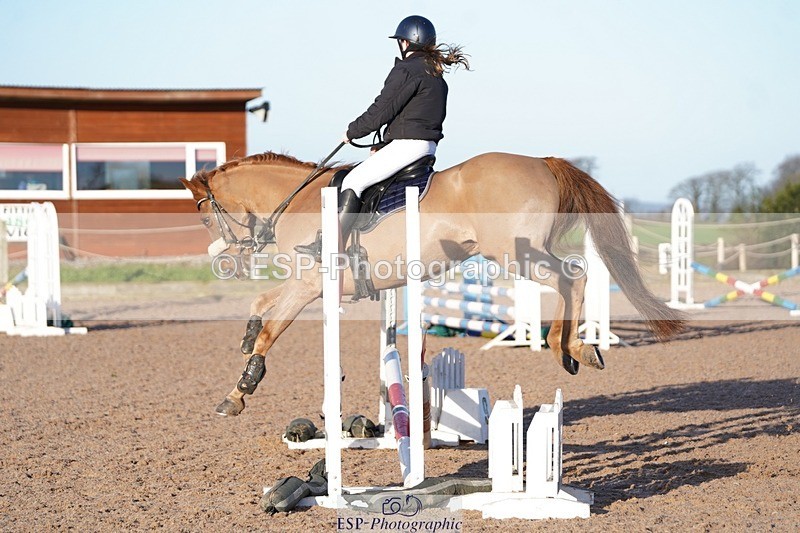 250125-102624-00959 - Clear Round 40cm and 50cm