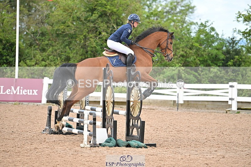 240504A-113113-00687 - Cls 14 & 15 Club & Schools 70cm