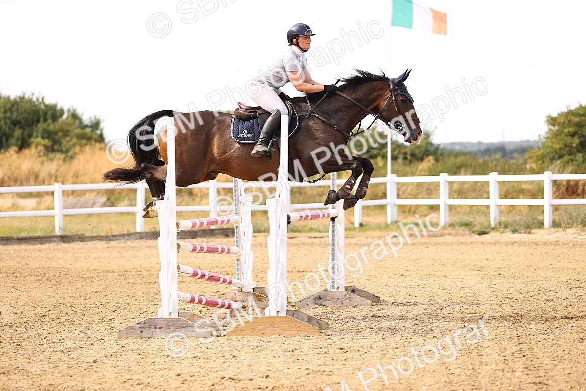SBM_001513 - Class 6 - Senior Newcomers 1.10m