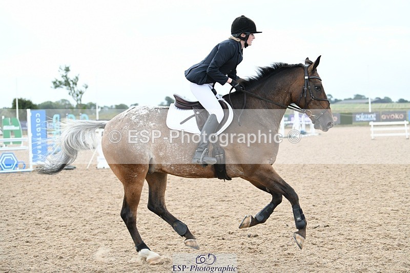 250807-114846-00824 - 1m Round 1