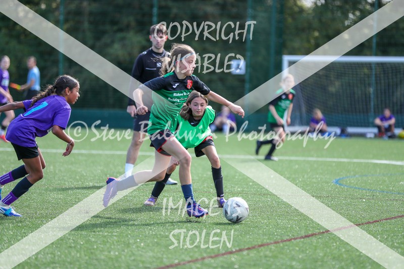 1DX20180 - 2025-09-13 FC Abbey Meads U13 Blue Girls V AFC Corsham U13 Pumas