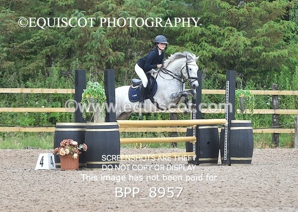 BPP_8957 - CLASS 12 SUN Pony Intro 90cm Open