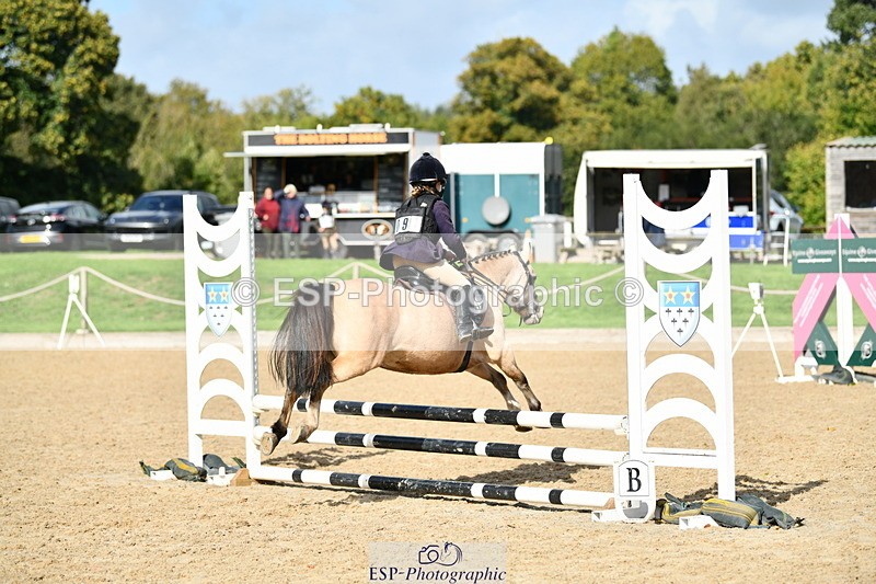 251004A-131103-01178 - Classes 6 & 7 60cm