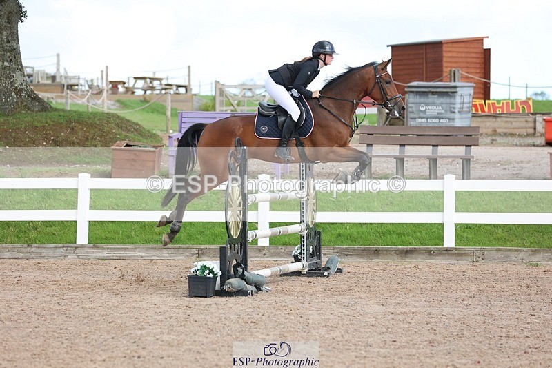 250913-160250-07873 - Cls 27 1.15m Amateur Quali