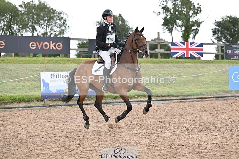 250831-105713-06703 - M-604-Oliver.Lear