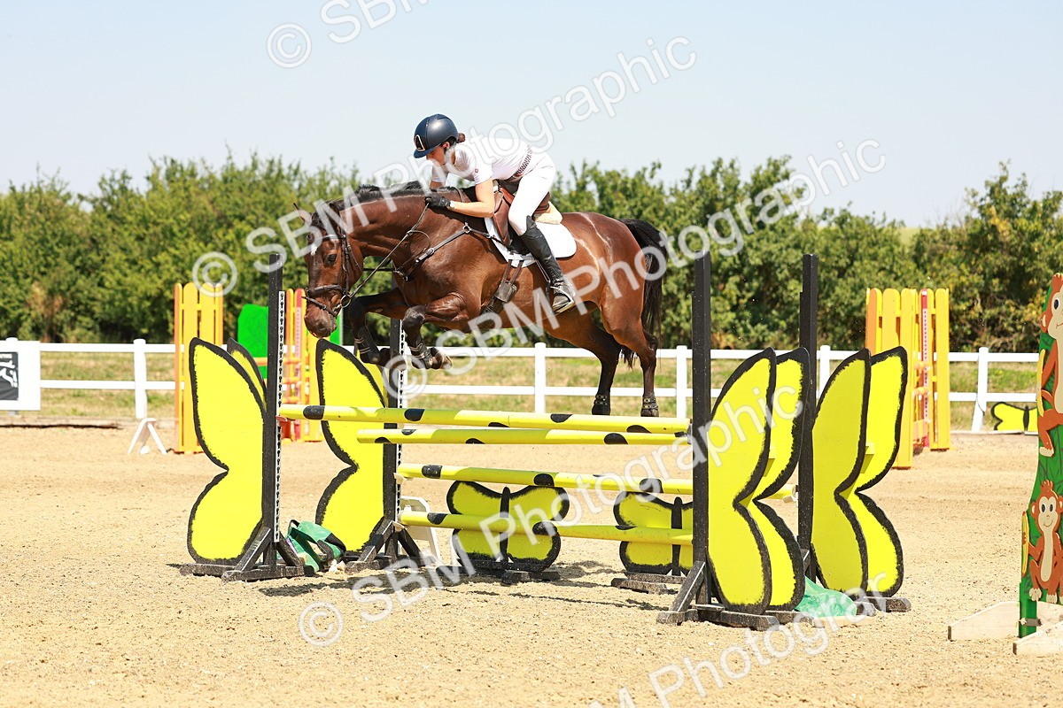 SBM_001495 - Class 4 - Senior Newcomers - 1.10m