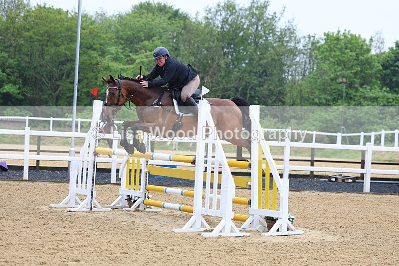 3E7A7159 - Class 7: Senior Newcomers/1.10m open