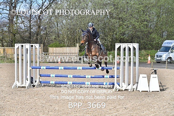 BPP_3669 - CLASS 2 FRI Club/ Unaffiliated 90cms Open