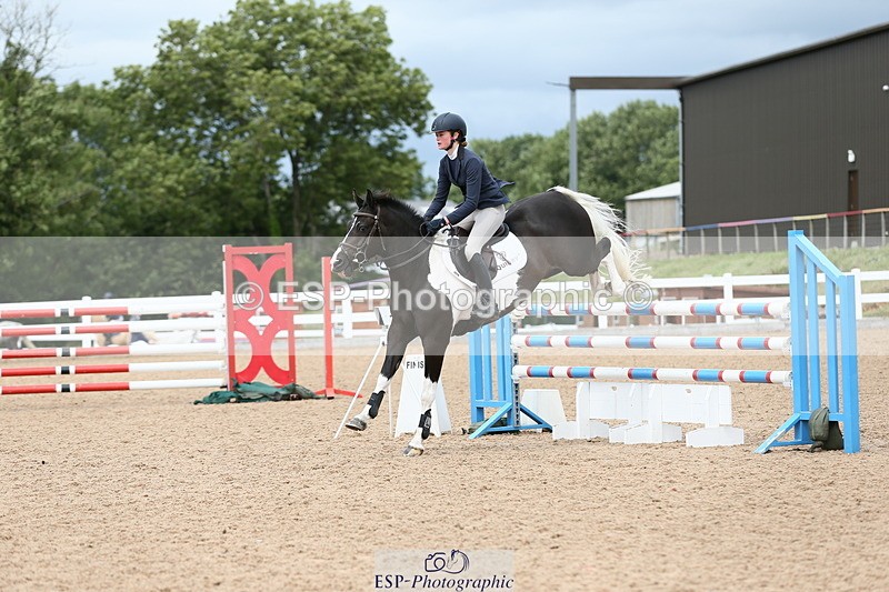 230716A-145428-04114 - Class 25a Pony Fox & 1.10 Open