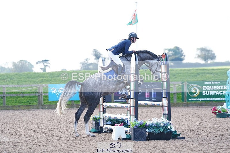 241005A-094212-04321 - SAT Cls 8 Snr British Novice & 90cm Open