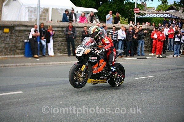  - Senior Race - TT 2010