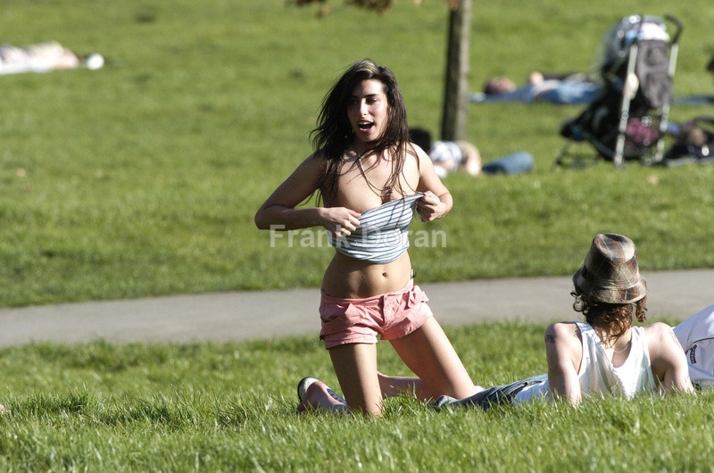 AMY WINEHOUSE -7 - Frank Doran