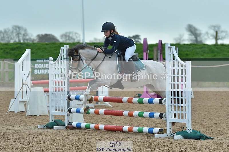 231119A-123300-05717 - Sun Cls 25 Stepping Stones 128cm & 138cm