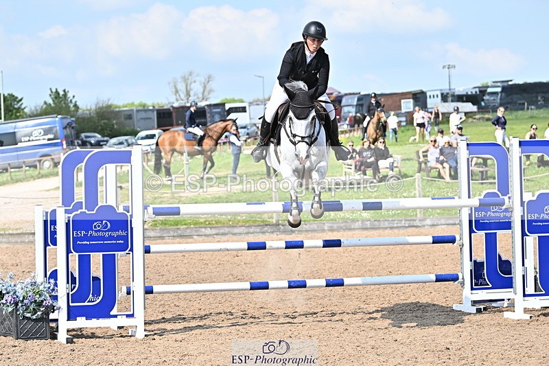 240509A-160349-03499 - Cls 12 Chard Equ Speed Derby