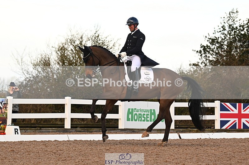 240218A-105836-06107 - 172-Jezz.Palmer-Honey.D'Or