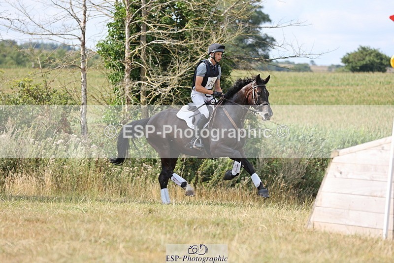 250802A-161207-07482 - F-282-Anthony.Glass-CORGRIGG.DANCEALOT