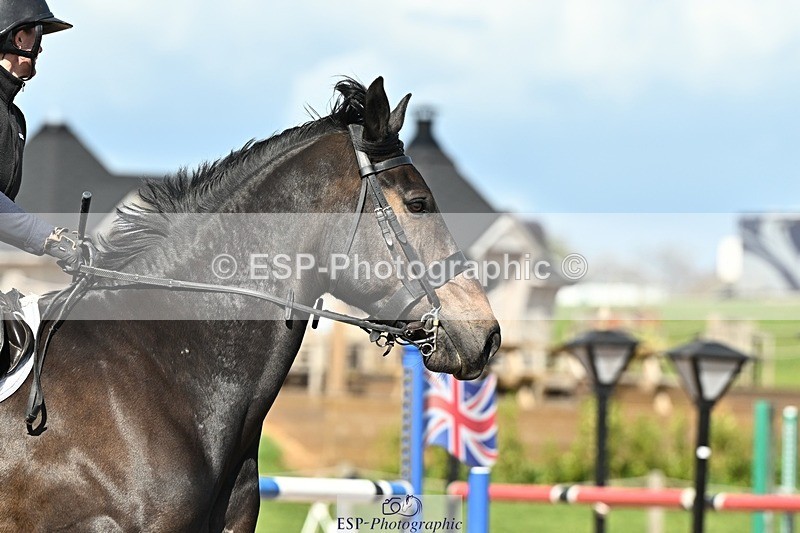 250416-151359-01648 - Cls 6 Foxhunter and 1.20m