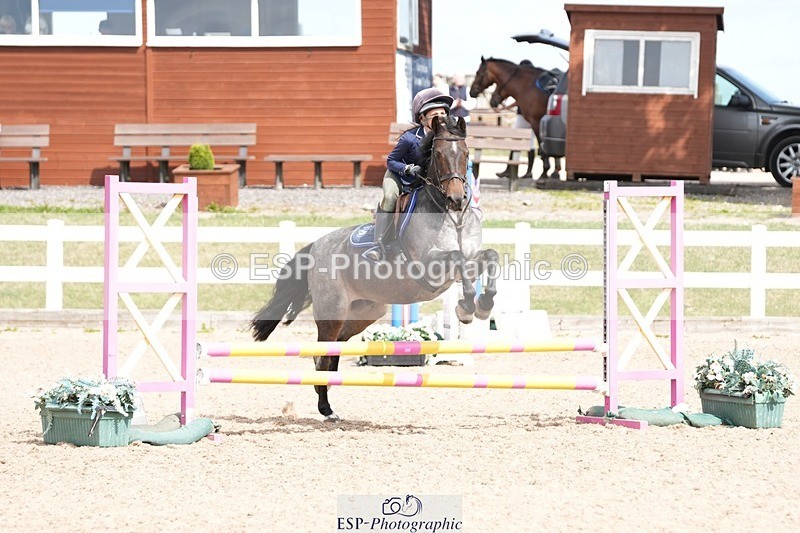 250805-153311-00140 - Clear Round and 60cm