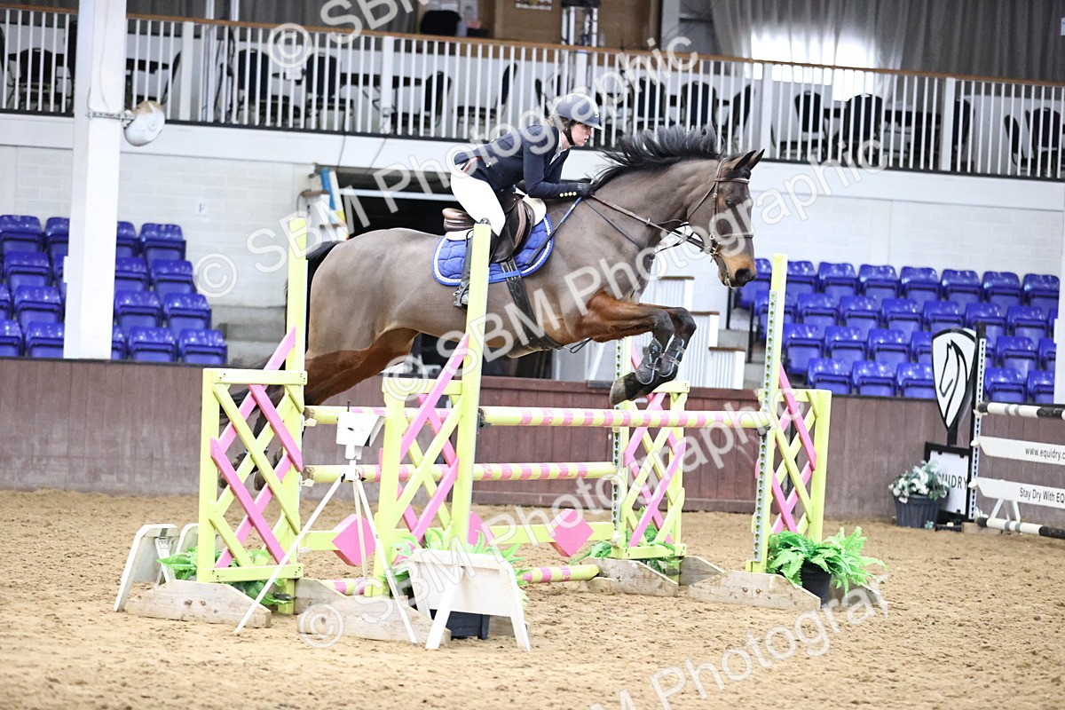 SBM_005615 - Class 17 - Senior Newcomers 1.10m