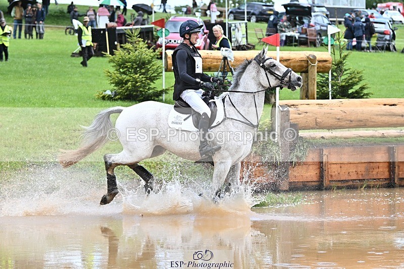 240526-132642-22862 - 421-ASK_FOR_MANCHIER-Tom_Jackson