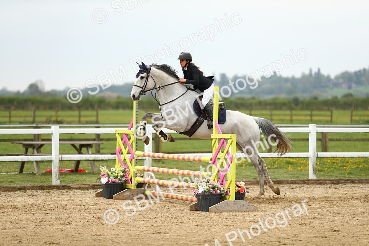 SBM_000592 - Class 2 - Senior British Novice 90cm