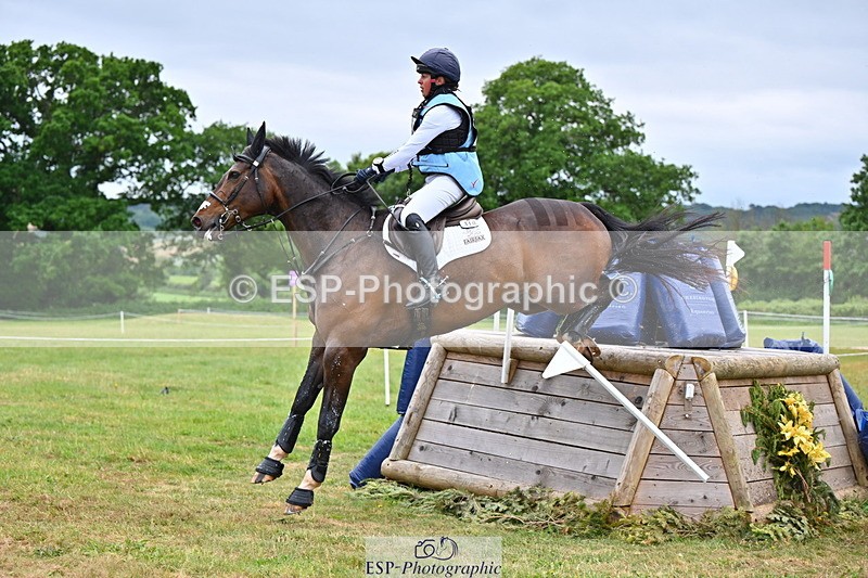 250524A-115932-10053 - B-310-Kitty.King-LISCARROW.FERNHILL